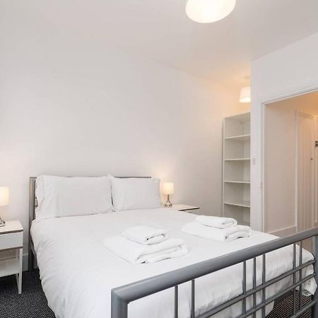 Guestready - Modern 2-Bed For 4 In Golders Green! ロンドン エクステリア 写真