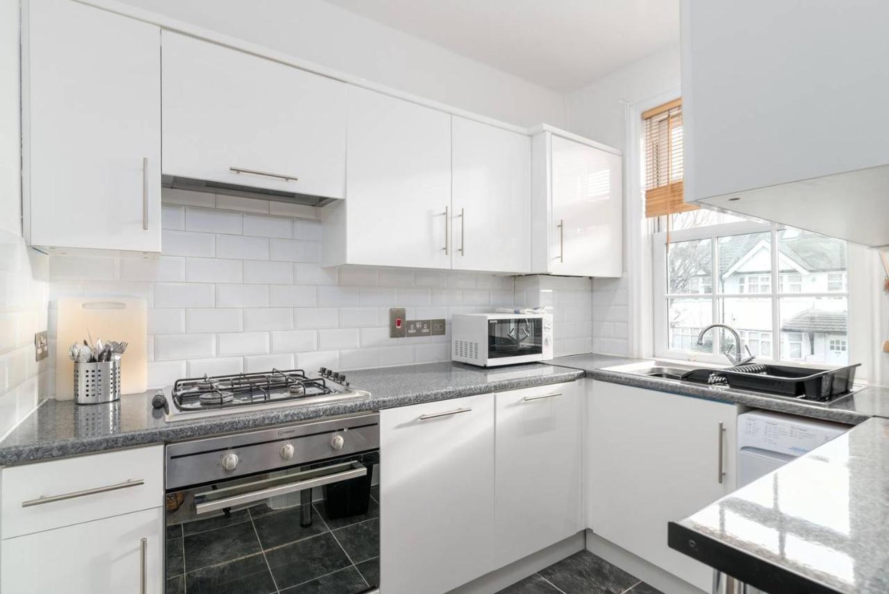 Guestready - Modern 2-Bed For 4 In Golders Green! ロンドン エクステリア 写真